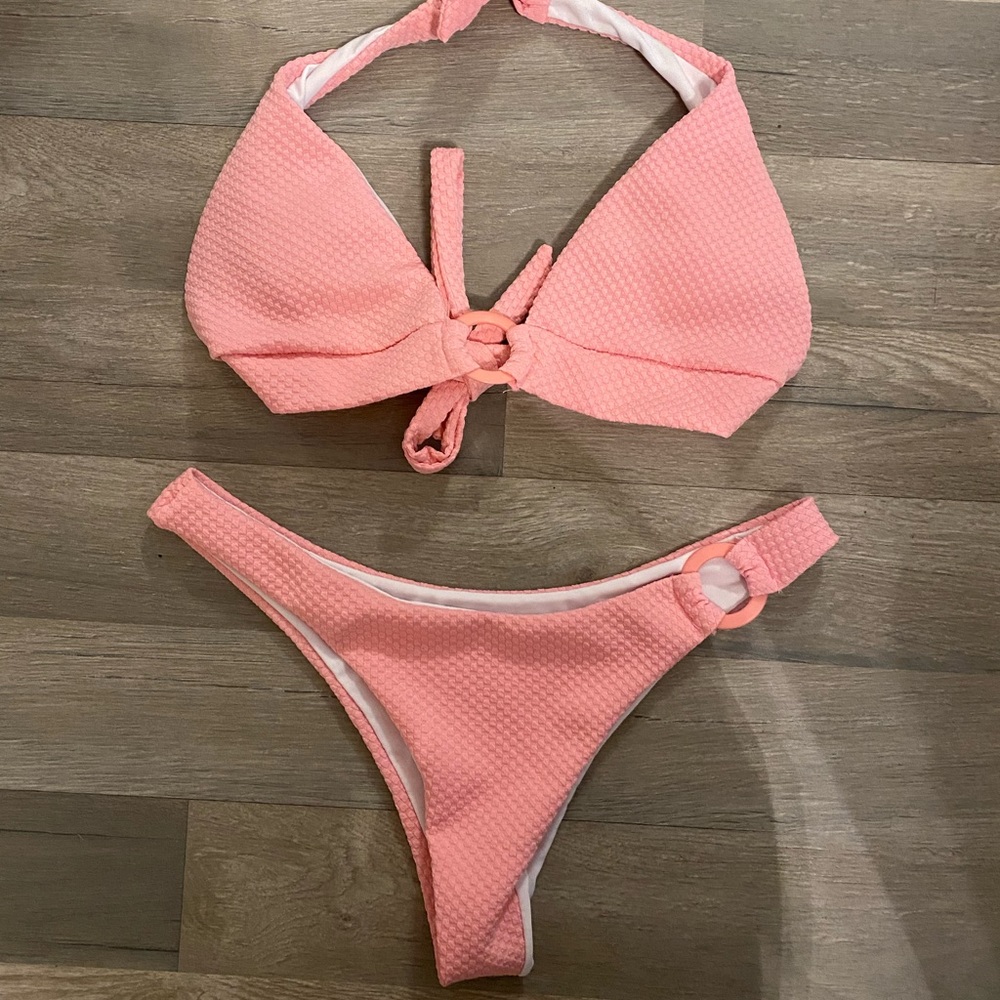 pink ring bikini